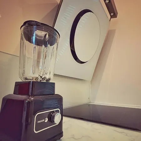 Le Jardin De L'arbre Sec + Parking, Proche Chateau. Διαμέρισμα *